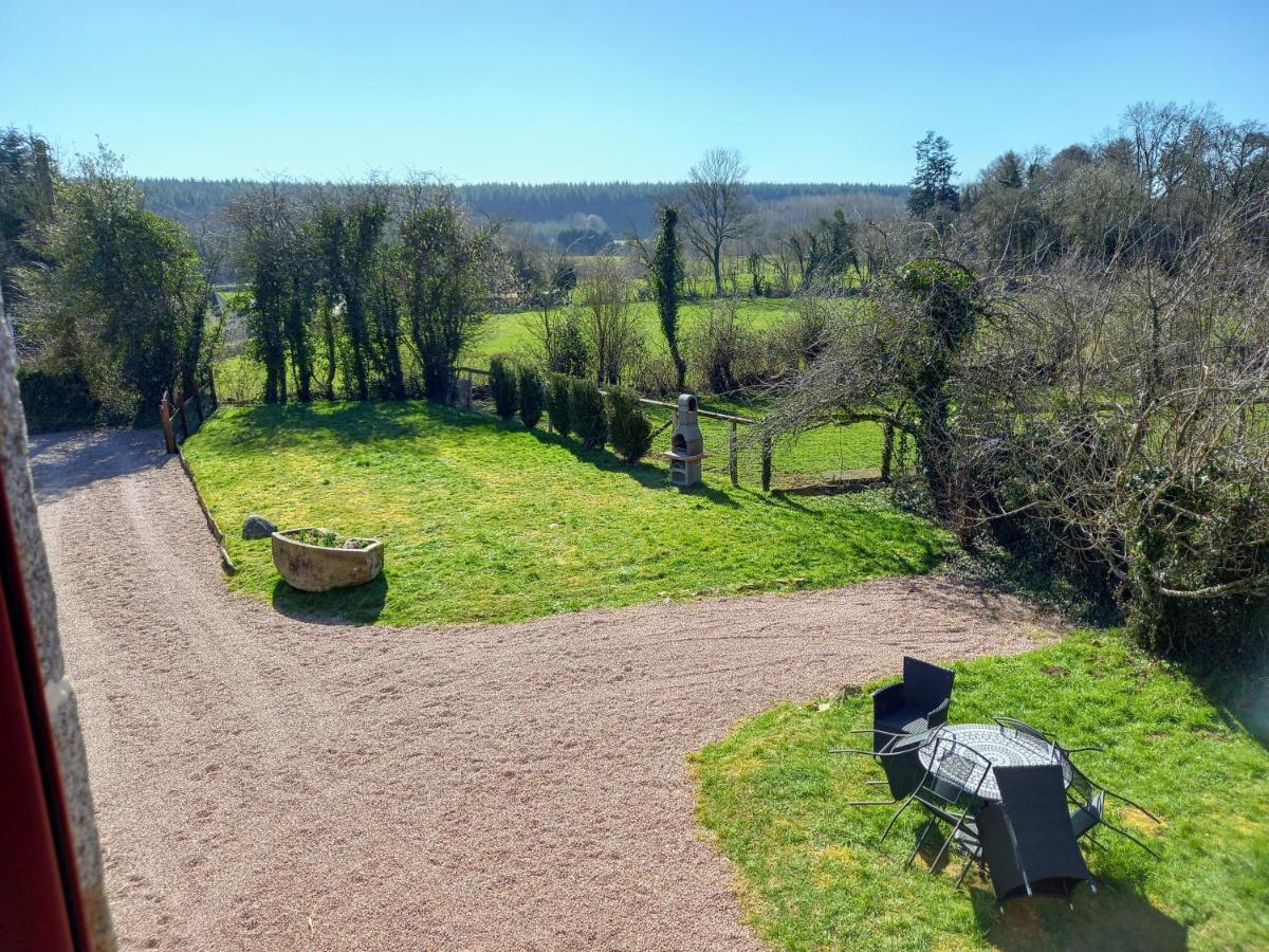 le gite du jardinier Saint-Martin-l'Aiguillon Extérieur photo